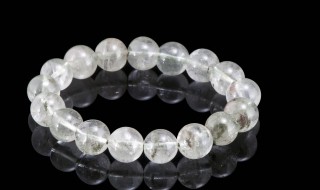 翡翠a货手串是什么价格查询（翡翠a货手链是什么价格）