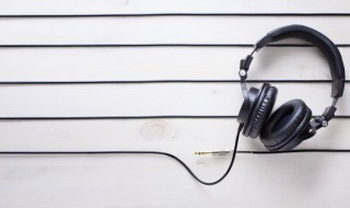 今天的天气真好啊我可不可以约你出来晒太阳是什么歌