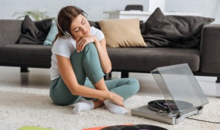 每一天都在想你每一天都在爱你是什么歌