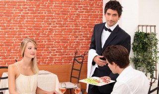 伴郎一定要穿皮鞋吗 伴郎需要穿皮鞋么