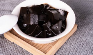 龟苓膏可以加热吃吗（热的龟苓膏可以放冰箱吗）