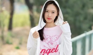 穿了防晒衣还用涂防晒吗（穿了衣服还要涂防晒吗）