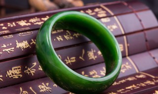 怎么分辨好的玉手镯 怎么鉴别好的玉手镯