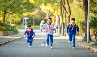 小孩子不想上学了怎么办开导 小学孩子不想上学怎么办家长怎么开导