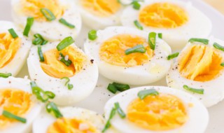 煮熟的鸡蛋如何切蛋黄不散 鸡蛋怎么煮不散