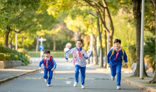 小孩子早恋怎么处理 小孩早恋怎么办