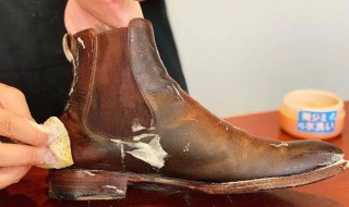 翻毛皮鞋怎么清洗水渍 翻毛皮鞋水渍怎么去除