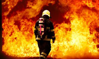 家里发生火灾怎么办（家里发生火灾怎么办教案备课）