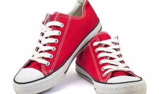 穿帆布鞋磨脚后跟怎么办(帆布鞋后跟磨脚的处理方法)