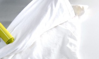 衣服被开水烫皱了怎么弄平 衣服被开水烫皱怎么办