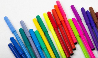 墙上画的彩笔怎么擦掉 彩笔在墙上画了如何擦掉