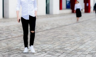 鞋子踩到屎怎么办(鞋子踩到屎怎么去除臭味)