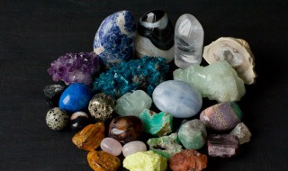 舒俱来为什么会掉色（舒俱来石会掉色吗）