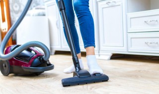 实木地板膨胀鼓起来会自己恢复吗 实木地板膨胀鼓起来会自己恢复吗图片