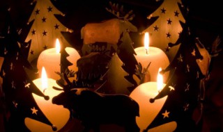 白蜡烛该如何染色 蜡烛怎么染色颜料