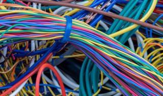 家里电线烧了怎么办 家里电线烧了怎么办打什么电话