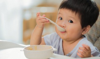宝宝鱼汤怎么做好喝又营养 婴儿鱼汤怎么炖好喝又营养丰富