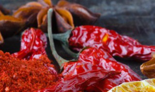 酸辣椒的腌制方法易保存 酸辣椒怎么腌制好吃又能放长时间