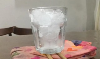 玻璃杯能放冰箱冷冻吗（玻璃杯可以放在冰箱冷冻吗）