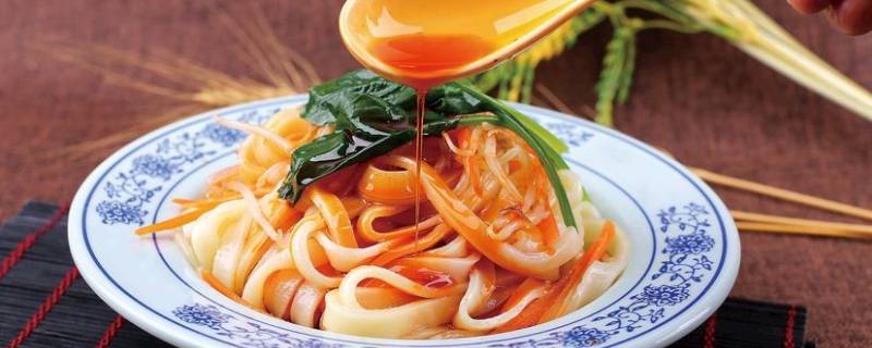 洗面凉皮裂开是什么原因 洗面蒸的手工凉皮断裂怎么回事