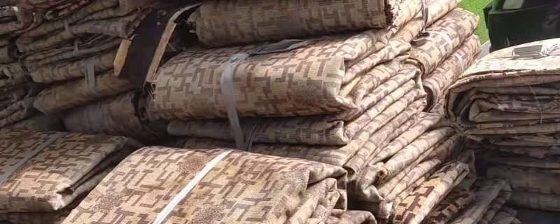 地毯属于什么垃圾（地毯属于什么垃圾,怎么扔）