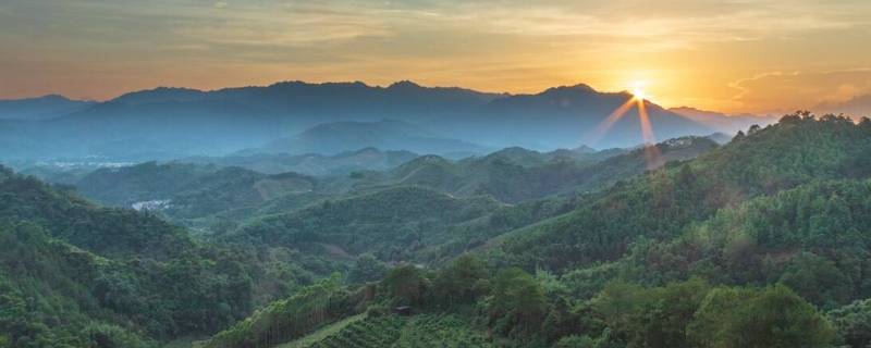 青山有多高（当涂大青山有多高）