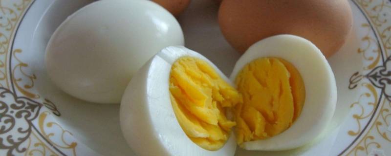 为什么鸡蛋煮的时候爆了 鸡蛋为什么煮着煮着就爆掉了