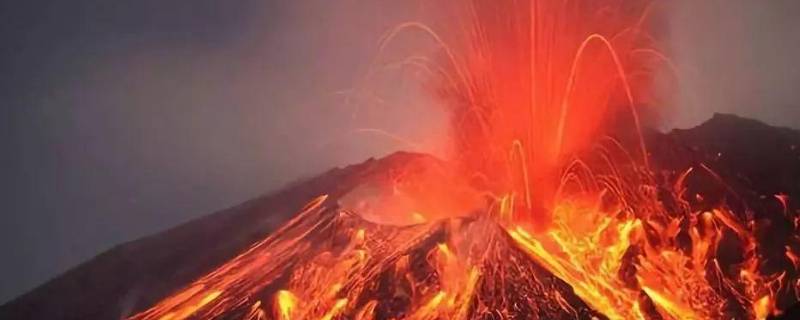 火山由哪三部分组成（火山是由哪三部分组成）