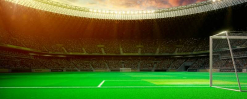 一个标准足球场有多少平方米（一个标准足球场的面积是多少平方米）