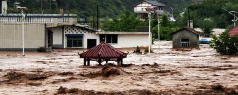 暴雨属于什么灾害（暴雨造成的灾害有哪些）