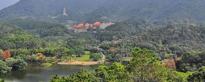 弘法寺皈依证进仙湖免费吗（仙湖弘法寺需要门票吗）