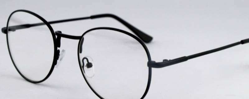 防止眼镜往下掉小窍门（眼镜总是往下掉小妙招）