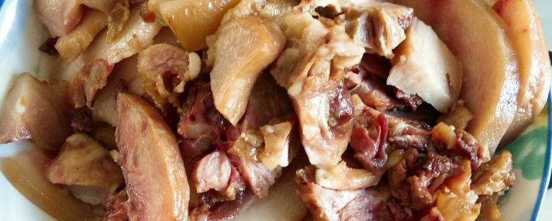 咸猪头肉怎么做好吃 猪头肉炒咸菜窍门