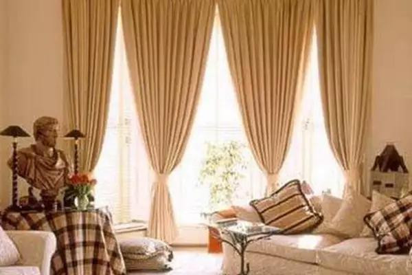 安装窗帘要的就是美观和牢固 窗帘安装有什么讲究