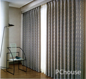 电动窗帘的清洁与保养 电动窗帘清洗