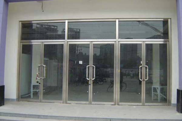 玻璃门安装方法及注意事项介绍 玻璃门的安装方法