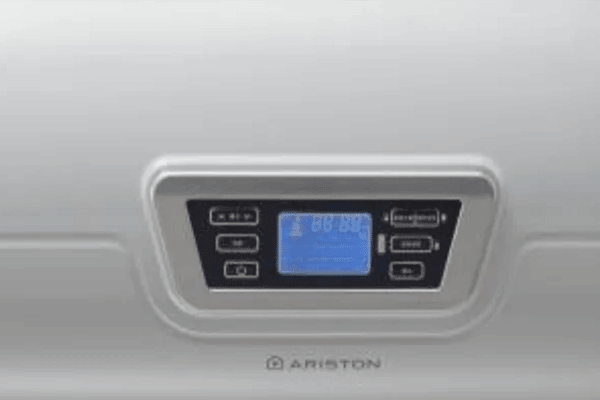 热水器显示屏一直亮着费电吗（热水器显示屏一直亮着费电吗怎么办）