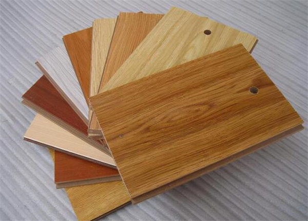 康净板是什么板材 康净板和普通实木颗粒板的差异