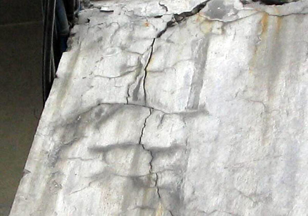 混凝土裂缝产生的原因 解决方法有哪些
