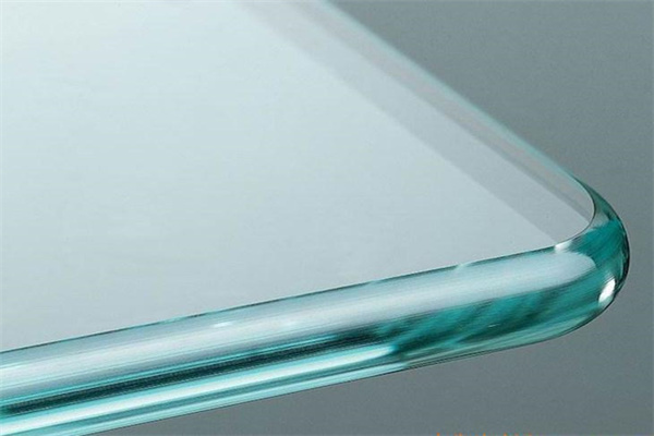 钢化玻璃为什么会突然爆裂 钢化玻璃防爆膜有用吗