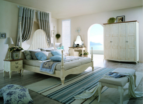 纯美地中海家具的特点有哪些？