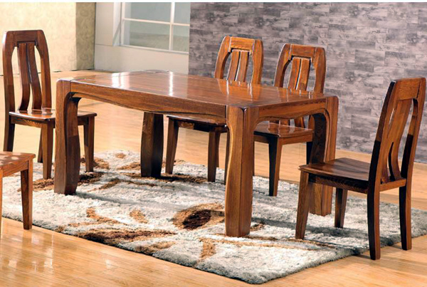 哪种材质的实木餐桌比较好 实木餐桌选哪种木质好