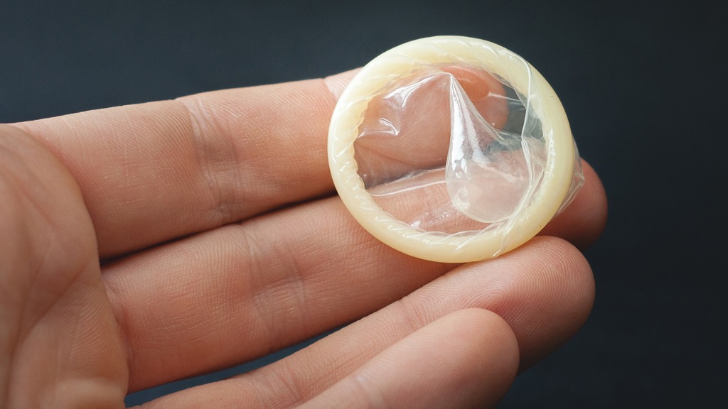 便利店买到假避孕套惹阴道炎 便利店买到假的避孕套怎么办