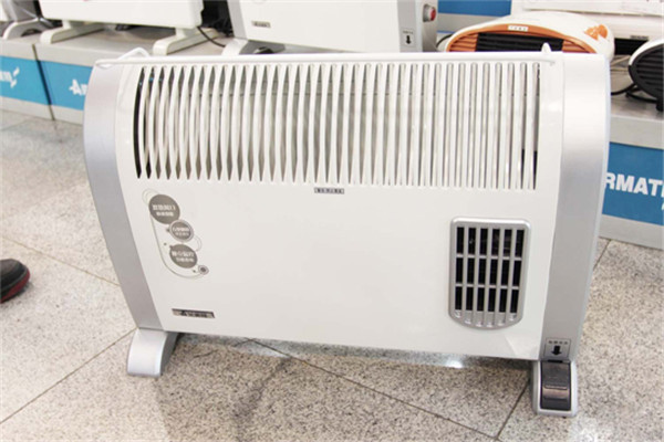 什么样的电暖器好 家庭用电取暖器哪种好