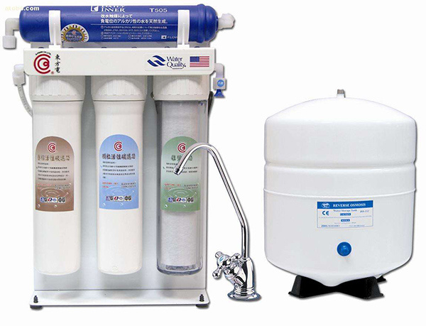 几款性价比高的家用纯水机品牌推荐(几款性价比高的家用纯水机品牌推荐)