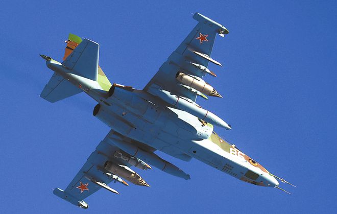 反击北约升级武器部署！普京：俄可培训白俄飞行员操控核武战机 
