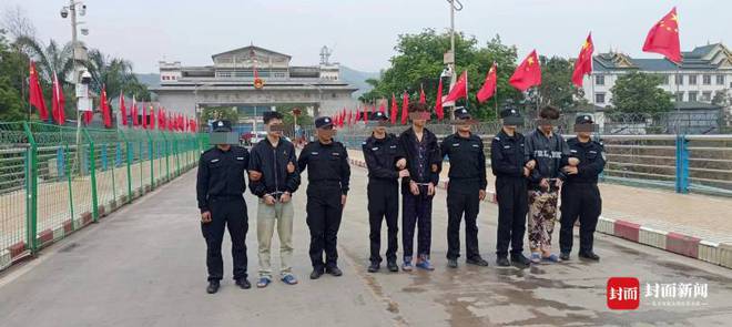 在缅甸失联学生10天经历曝光 家属：“万幸没被电诈集团录用，回来好好教育” 