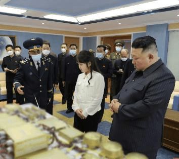 金正恩要求如期发射首颗军事侦察卫星，朝鲜最快本月射星？