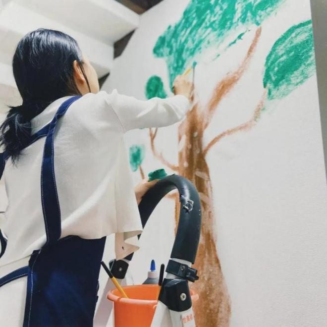 对话因手指谣“挖呀挖”走红的幼师:没团队,火了之后没睡过一个好觉