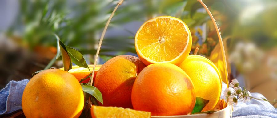 橙子蒸熟和生吃的区别 橙子蒸熟和生吃的区别图片